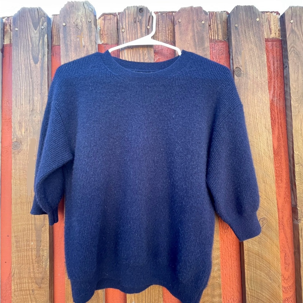 ONE GREY DAY CASHMERE